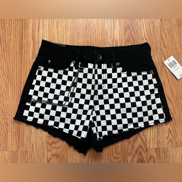 Hot topic blackheart high rise checkered shorts 1 - Picture 1 of 7